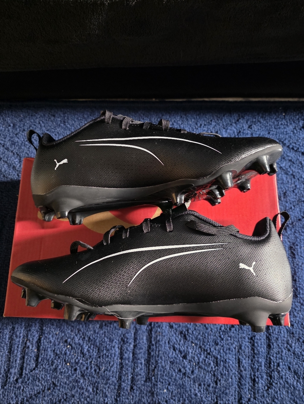 NIB, Puma Boy Youth Black Soccar/football Cleats Lightweight Performance 5.5y